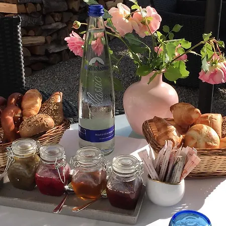 Landgasthof & Restaurant Dorfwirt Apartamento *