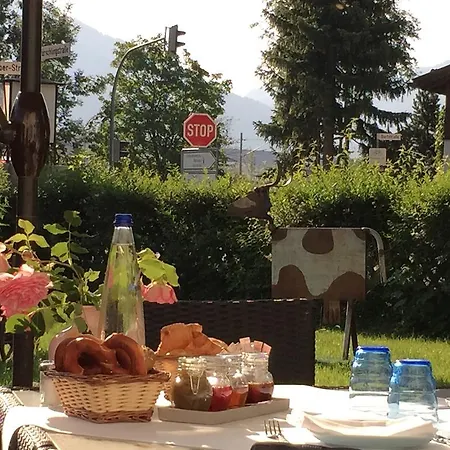 Landgasthof & Restaurant Dorfwirt Apartamento *