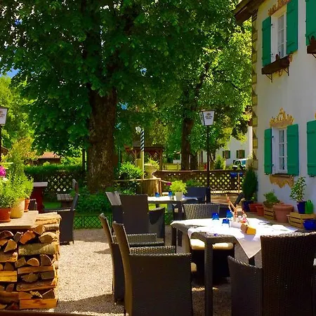 Landgasthof & Restaurant Dorfwirt Apartamento